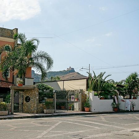 Dolce Dimora Villa Oliveri Kültér fotó
