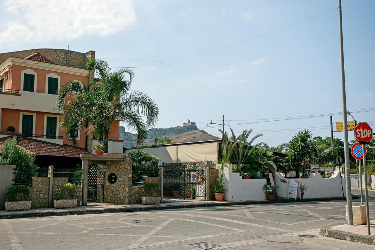 Dolce Dimora Villa Oliveri Kültér fotó